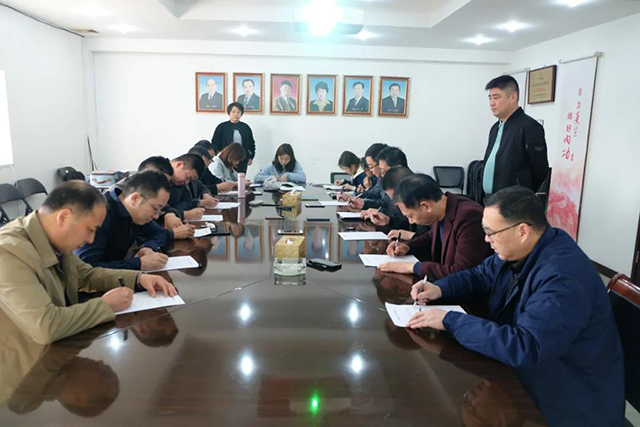 理論與實(shí)踐相結(jié)合，金箔機(jī)電銷售人員新年第一考圓滿收官